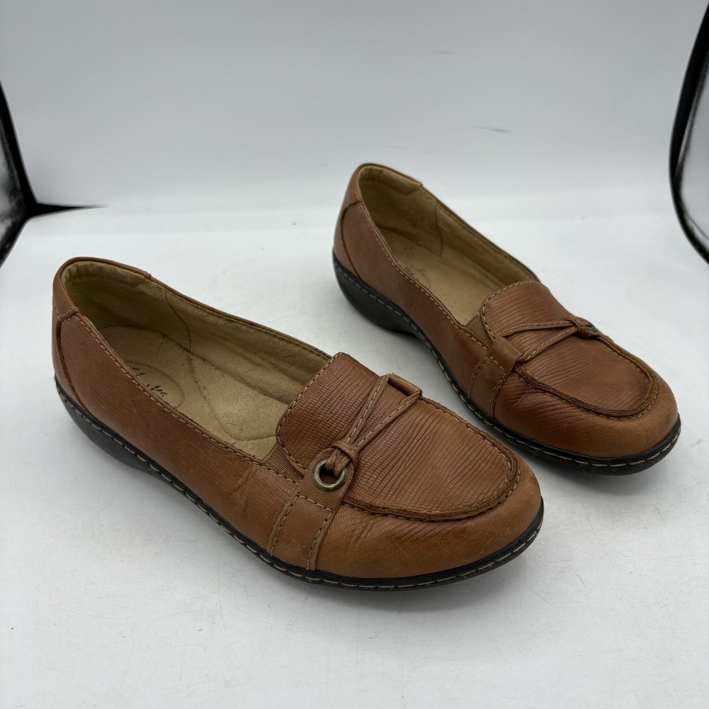 Clarks Shoes Womens Size 8 M Brown Slip On Comfort Loafer